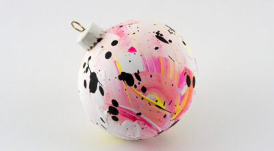 30 pale pink yellow and white bauble 1